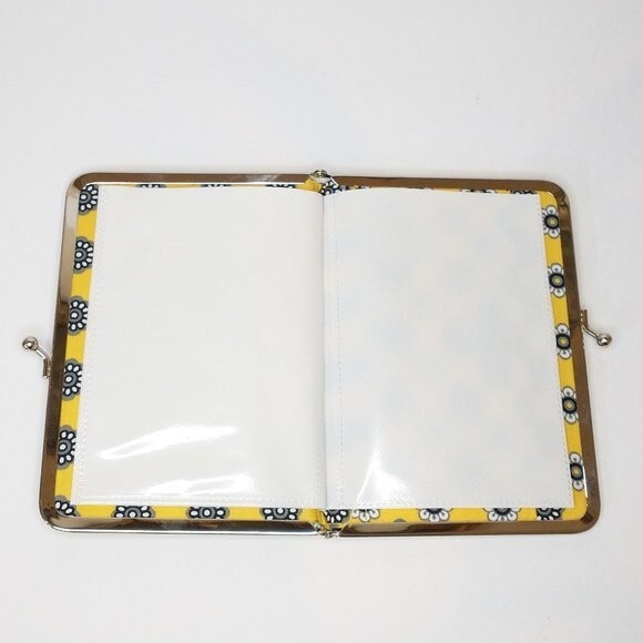 Vera Bradley Hugs N Kisses Yellow Bird Photo Album NWOT - Picture 5 of 5